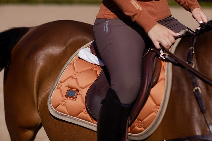Tapis de selle Bronze Gold - Equestrian Stockholm