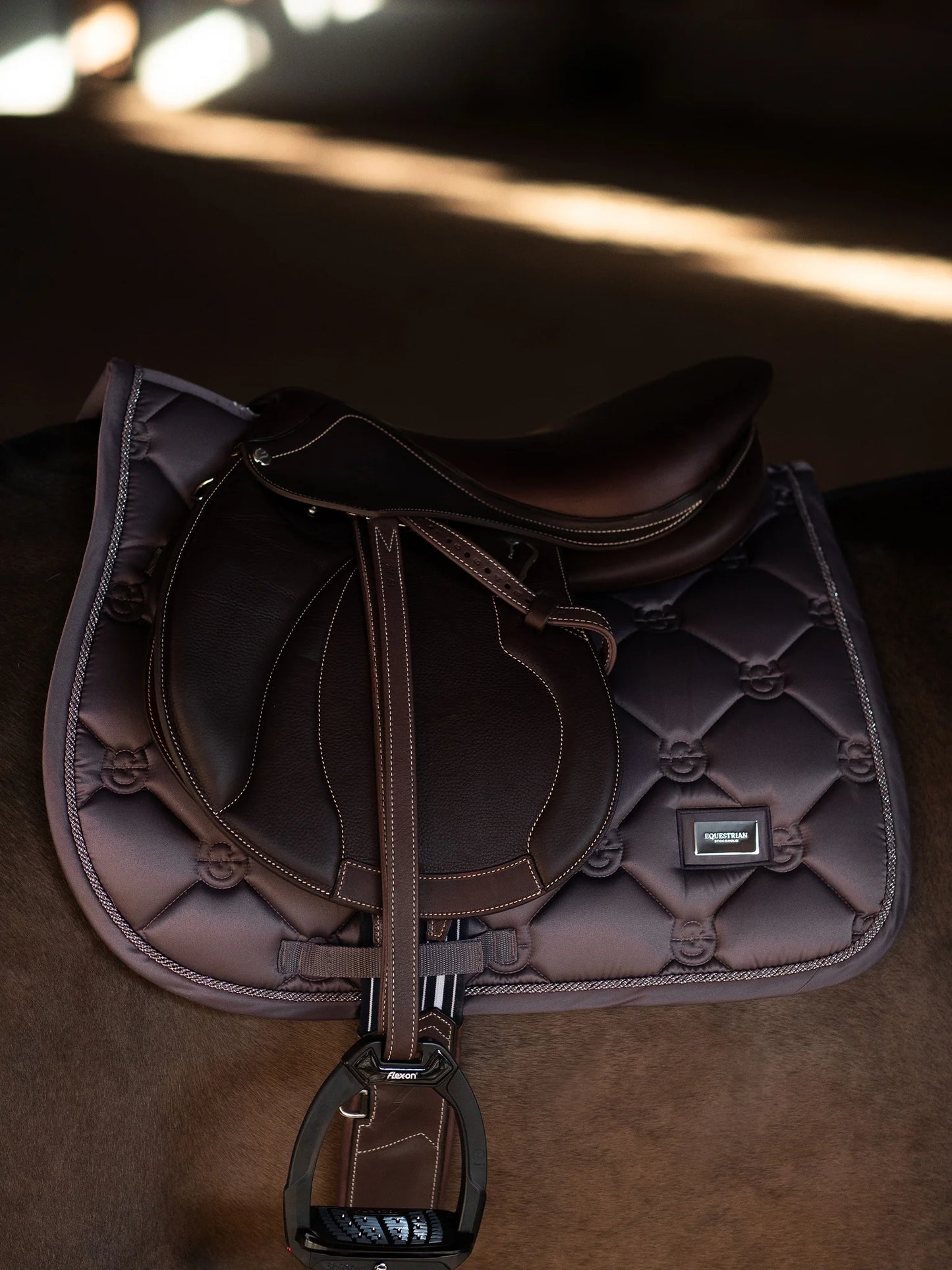 Tapis mixte Dark Violet - Equestrian Stockholm