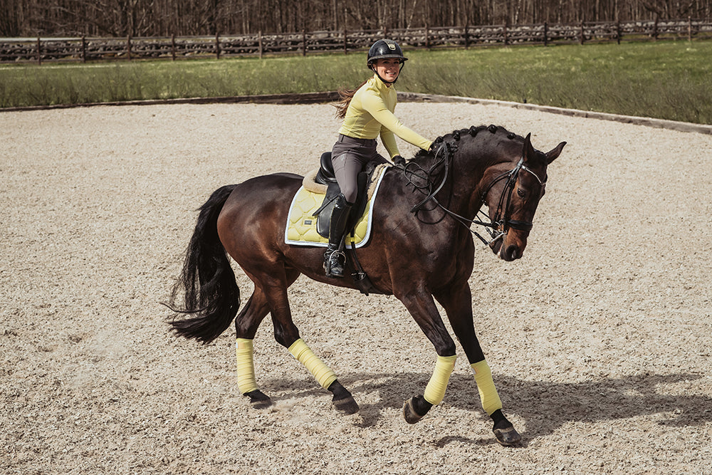 Tapis de dressage jaune Soft Lemon - Equestrian Stockholm