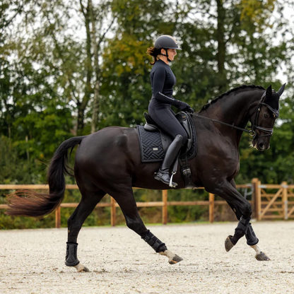 Tapis de dressage Modern Black - Equestrian Stockholm